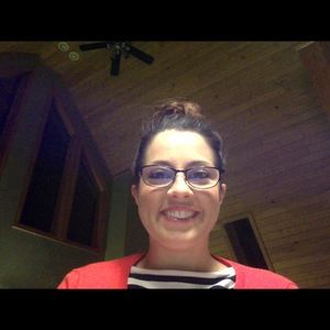 Meet your Posher, Carrie